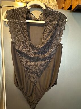 We Are Hah Size XL Black Lace V-Neck Bodysuit